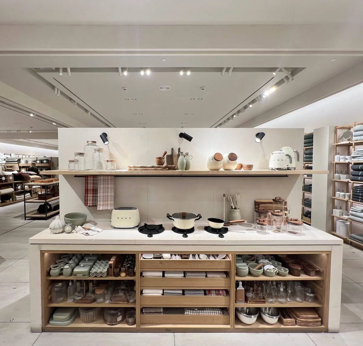 Holiday Decorating Tips